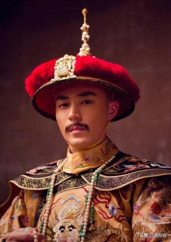 乾隆皇帝為什麼耗時13年才編成《四庫全書》?它是如何儲存下來? 乾隆皇帝為什麼耗時13年才編成《四庫全書》?它是如何儲存下來?