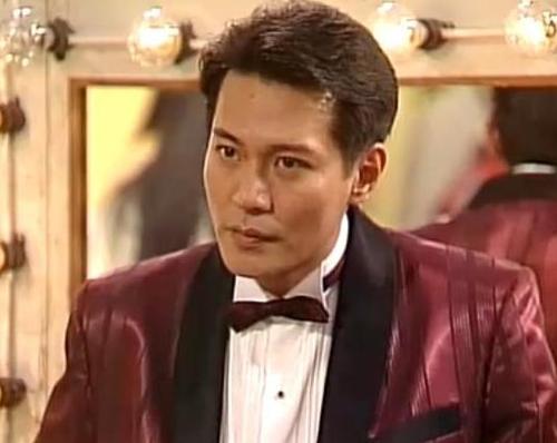 因飾演《勝者為王》男主紅極一時，60歲的陳庭威，沒人認得出了？