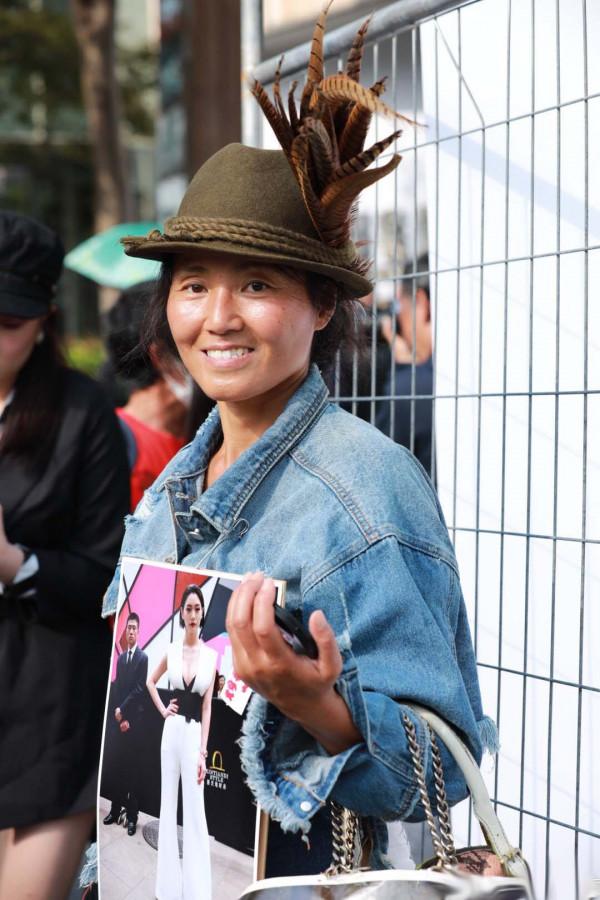 住上海7平方米廁所的作家，我們應該支援她，王麗麗的青春太美了