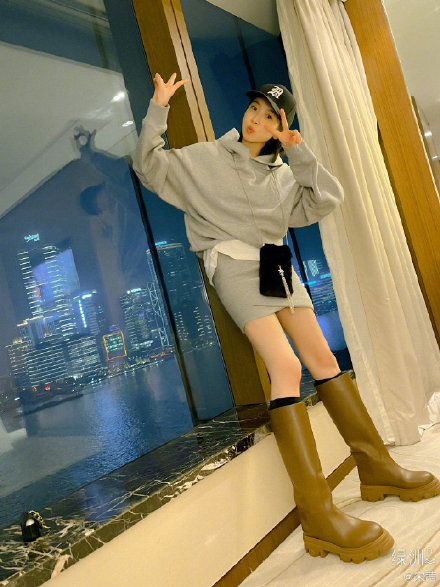 #宋茜冬日綠意隨拍# #宋茜說起風啦注意保暖#學起來給自己安排一套 #宋茜冬日綠意隨拍# #宋茜說起風啦注意保暖#學起來給自己安排一套