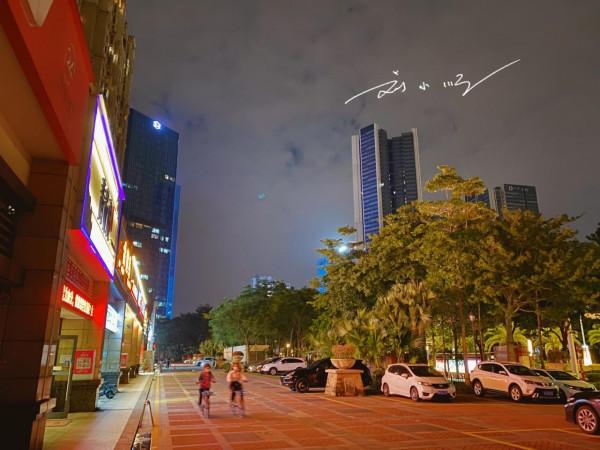 中國首條跨越地級行政區的地鐵，開通已超過十年，人氣依然非常旺