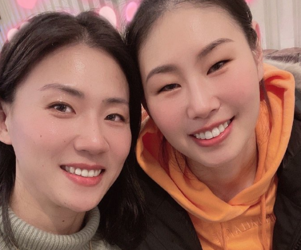 顏妮退役後首亮相！相約兒時沙排搭檔，新賽季聯賽湧現3位接班人