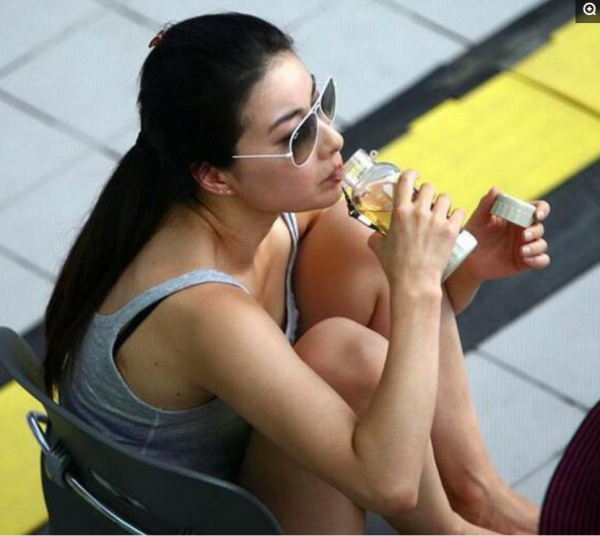 郭晶晶指揮跳水，網友到底看到了啥，都說豪門闊太其實很辛酸？