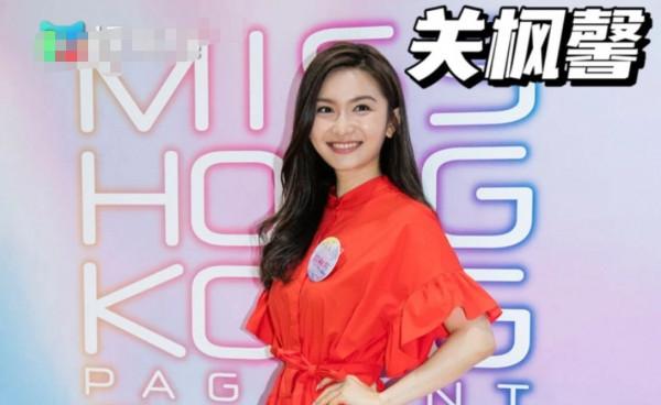 關禮傑全家上節目，老婆和倆女兒共用一張臉，還數關楓馨最有氣質