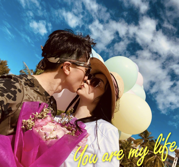 吳尊一家四口同慶生，捐獻1000套防護服，稱助人是最好的禮物