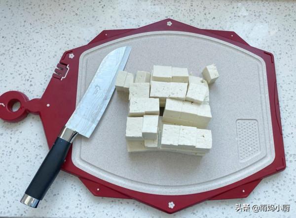 山東家常菜蝦仁豆腐的家常做法,簡單快手又補鈣,鮮香美味又營養 山東家常菜蝦仁豆腐的家常做法,簡單快手又補鈣,鮮香美味又營養