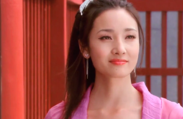 王妍蘇：曾是廣告女王，演過《何以》許影，戲外已是三個孩子的媽