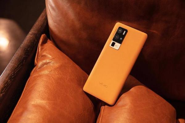 從4698降到2309元，vivo旗艦機二手價：256GB+90Hz屏