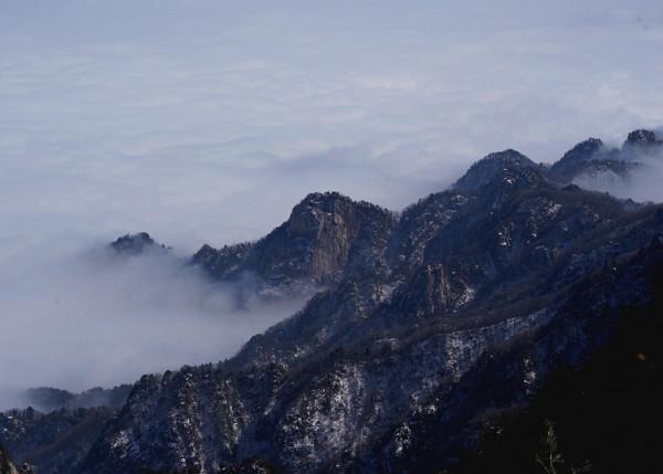 闔家團圓幸福年，堯山之巔鬧元宵