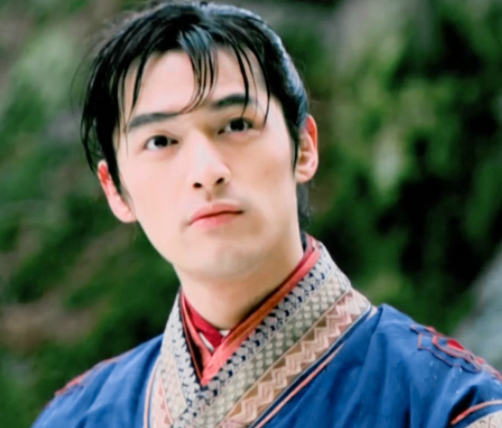 央視宣傳《狐狸小紅娘》劇版要來了，網傳女主劉詩詩，目測是爆款