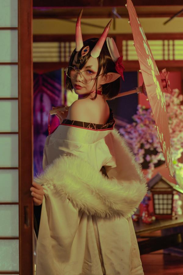 Fgo酒吞童子，冬祭禮裝cosplay