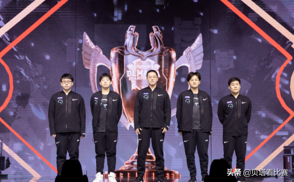 外媒預測LPL新賽季6-17名！WBG排名第6，UP倒數第4，IG倒數第3