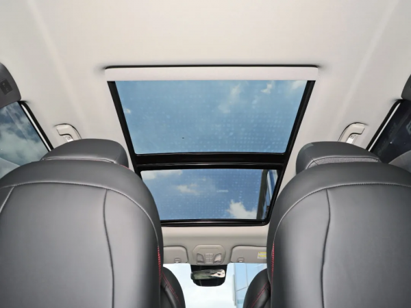 10.98萬起，親民奶爸車空間大、配置高，二孩三孩家庭必看