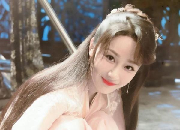 “童星”尤浩然，走到今天能怪誰呢？成於《家有兒女》敗於自己