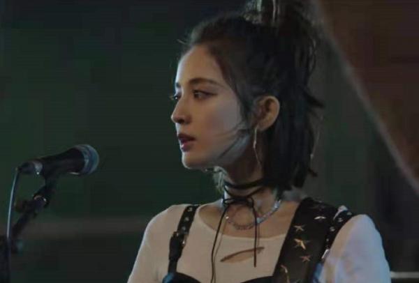 整容失敗?有些女明星的鼻子,真的可以用來呼吸嗎? 整容失敗?有些女明星的鼻子,真的可以用來呼吸嗎?