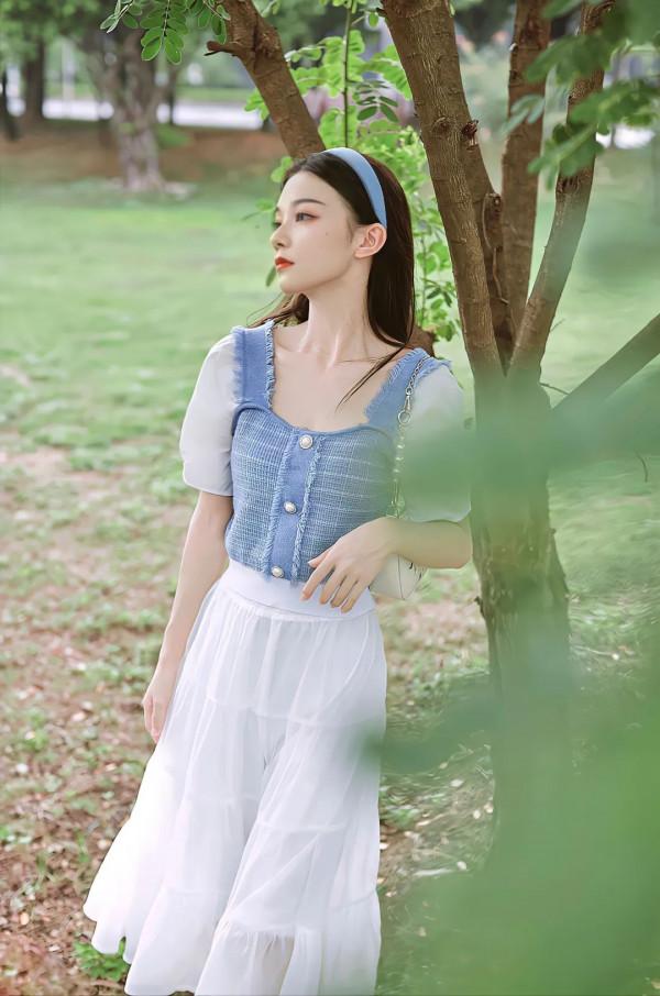 別再披頭散髮了!這幾款顯高吸睛的髮型,氣質又撩人 別再披頭散髮了!這幾款顯高吸睛的髮型,氣質又撩人