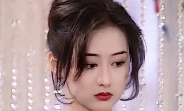 10位瓊女郎現狀反差大!王豔嫁豪門成闊太,62歲李雪華無兒無女 10位瓊女郎現狀反差大!王豔嫁豪門成闊太,62歲李雪華無兒無女