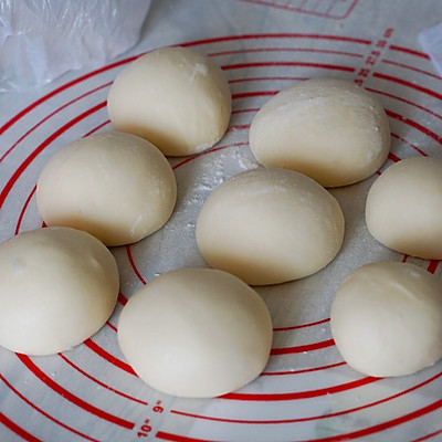 軟綿綿的手撕牛奶排包｜奶香味這麼做，吃前一定備足飯