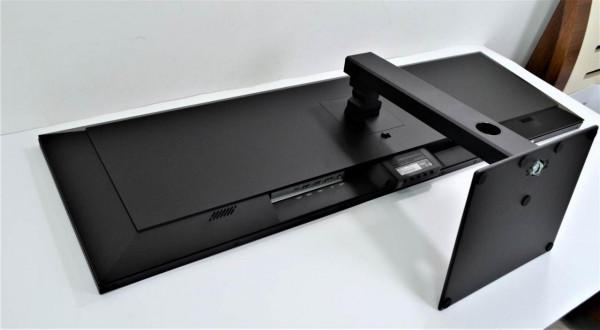 上手INNOCN 44C1G顯示器，蘋果生態色彩，美術設計迴歸本源是王道