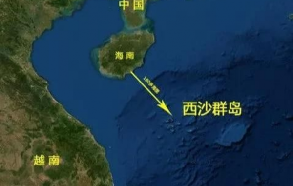 南海艦隊截獲一封情報，周恩來看後深吸一口氣，連忙給葉帥打電話