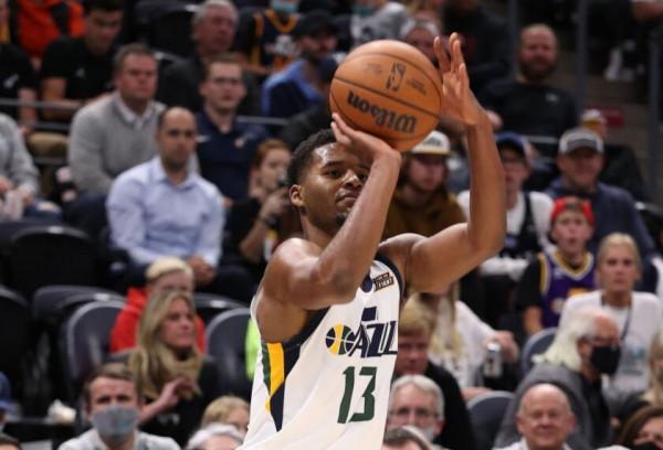 逆轉雄鹿!字母哥空砍21+6+5,西部豪強攤牌衝冠:湖人要當心了 逆轉雄鹿!字母哥空砍21+6+5,西部豪強攤牌衝冠:湖人要當心了