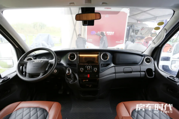 隆翠凱歌C630雙拓旅行版 大空間質感享受 開啟美好精緻的車旅生活