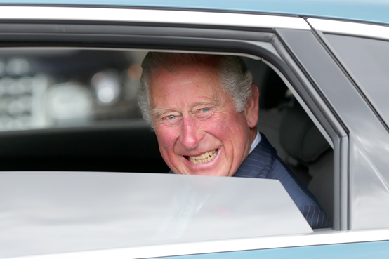 拜登夫人在聖誕樹裝扮上給特朗普難堪；第七次獲得金球獎的梅西：我沒想過拿第一