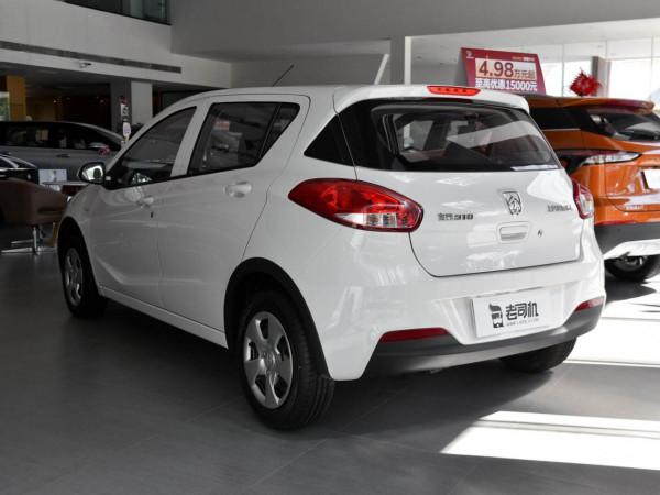 四萬出頭的代步車，加油方便而且省錢，實拍寶駿310