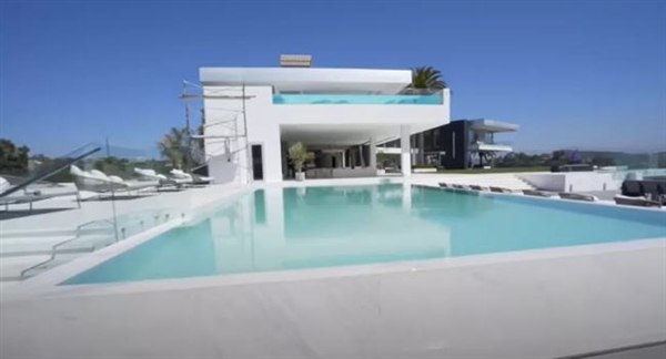 中國買家“盯上”19億美國最貴豪宅：21間臥室近10000平