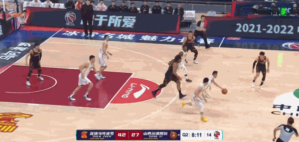 薩林傑34+12+6得分創賽季新高沈梓捷缺陣 深圳輕取山西終結4連敗