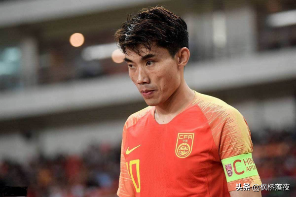 中國足球再現不老傳奇!39歲國足高塔連續兩場比賽絕殺,相當強悍 中國足球再現不老傳奇!39歲國足高塔連續兩場比賽絕殺,相當強悍