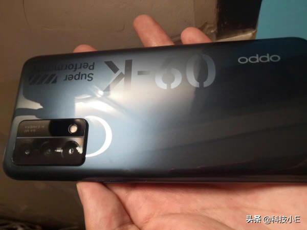 OPPO高好評率千元機,驍龍晶片+OLED屏+65W閃充,跌至1559元 OPPO高好評率千元機,驍龍晶片+OLED屏+65W閃充,跌至1559元