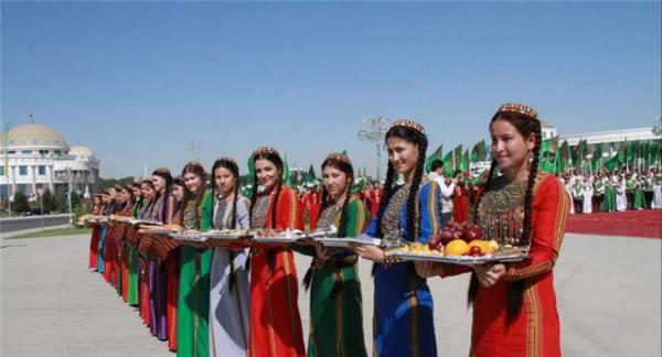 土庫曼:亞洲唯一的“永久中立國” 土庫曼:亞洲唯一的“永久中立國”