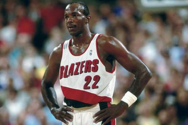 “滑翔機”跌宕起伏的NBA飛行軌跡 “滑翔機”跌宕起伏的NBA飛行軌跡