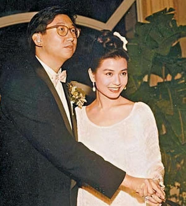 不傍大款，不炒緋聞，痴情的10位女港星，把生活過成了偶像劇