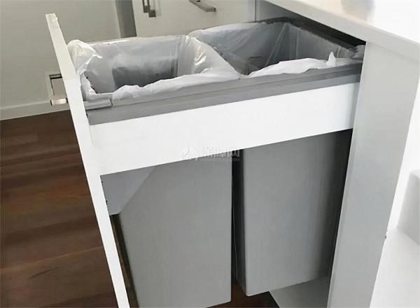 日子過久才發現，這些家居設計就是虛有其表，看著豪華，卻不實用