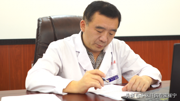 這些對肝臟有損害的中藥,記得收藏點讚了方便以後檢視 這些對肝臟有損害的中藥,記得收藏點讚了方便以後檢視