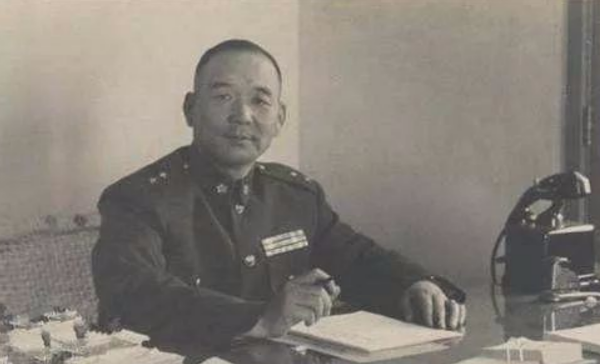 1977年胡璉夜間猝死，死前曾畫一張地圖，兒子：他晚年不敢提粟裕