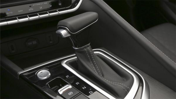 長安逸動PLUS：買1.4T多花錢？養車每年能省580元