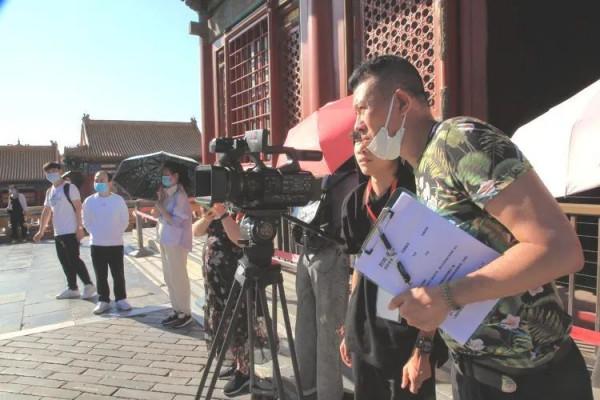 八大男神之—顏值與才華並存的國際超模