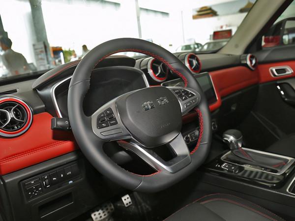 想要個性又硬朗的SUV？看看10萬出頭的BJ30