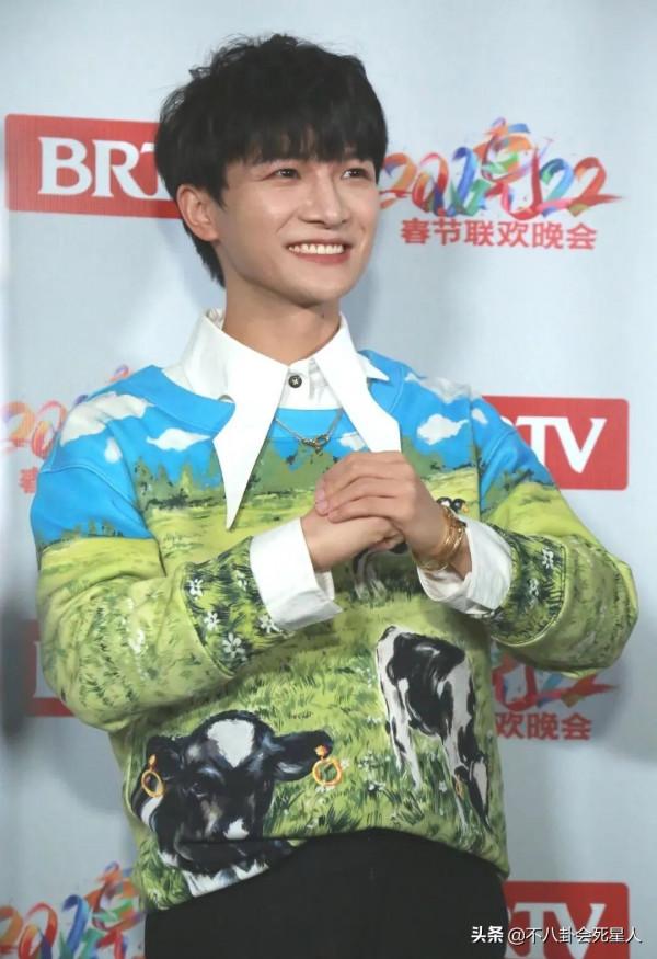 北京春晚路透曝光：baby發糖葫蘆，李沁扮花仙子，王鷗異域風