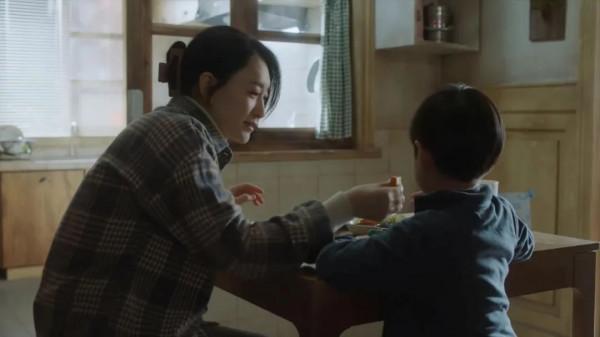 首播收視破1，李小冉新劇要火，網友：近年來難得挑不出刺的劇