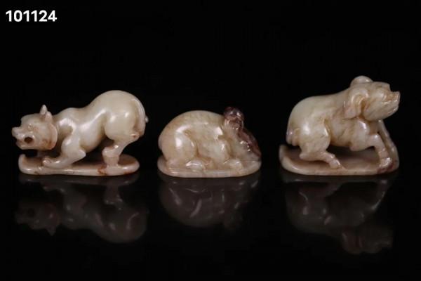 漢代，老和田玉十二生肖玉雕擺件一套、題材好、完整一套、