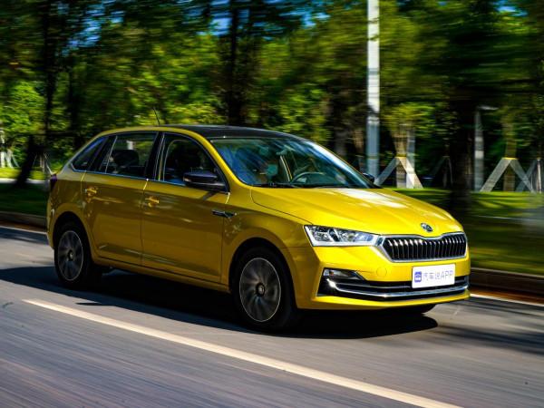 試駕斯柯達昕動！10萬元左右買兩廂車，它與飛度系如何選擇？
