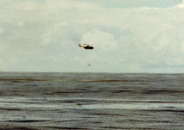 1980年，中國第一枚洲際導彈成功發射，2架美軍機上前搶奪資料艙