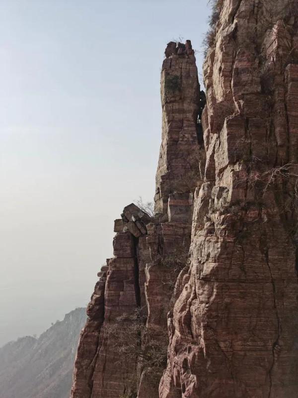 徒步白雲寺渡槽一一絕壁大梯一一上白雲一一白雲寺 徒步白雲寺渡槽一一絕壁大梯一一上白雲一一白雲寺