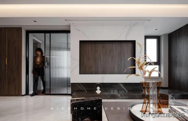 溫柔粉色&plus;輕奢格調，這個家竟有該死的魅力