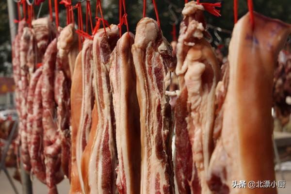 臘腸、臘肉、臘魚、臘鴨，30年臘貨製作配方，色澤透亮，香味足