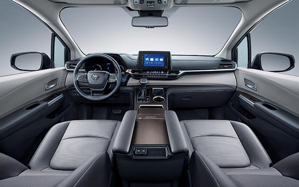 廣汽豐田--賽那SIENNA即將上市，六款配置，預售價32.00-42.00萬